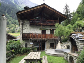 Chalet d'en Haut Luxury and Charm in a Savoyard chalet
